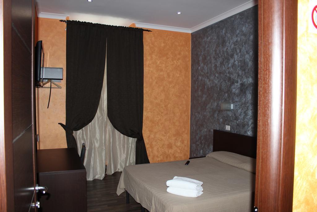 Domus Roma Pension Buitenkant foto