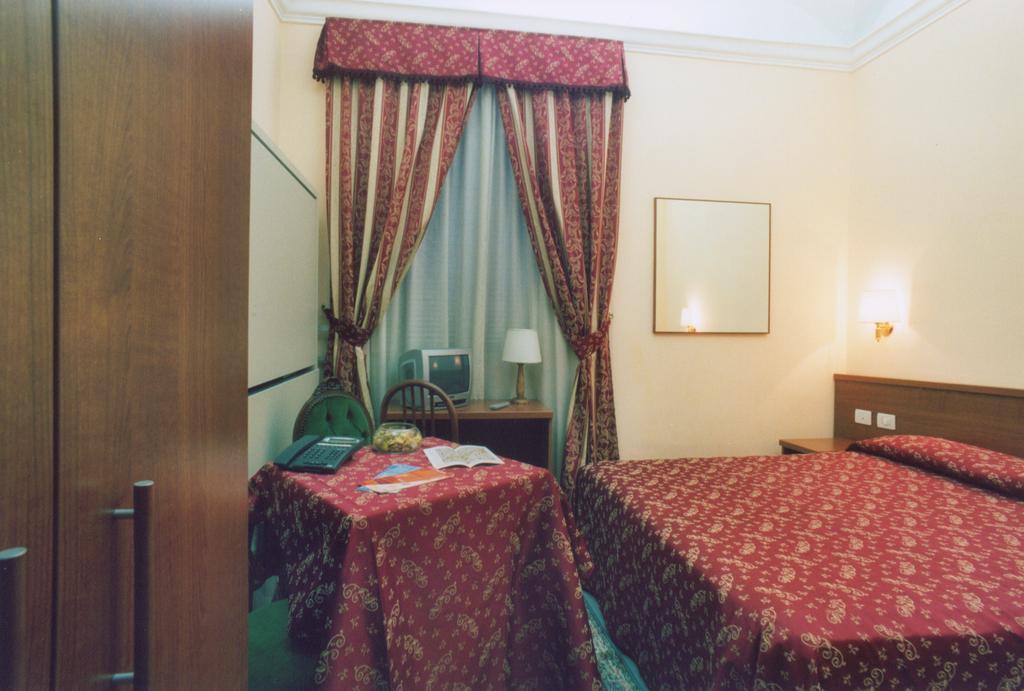 Domus Roma Pension Buitenkant foto